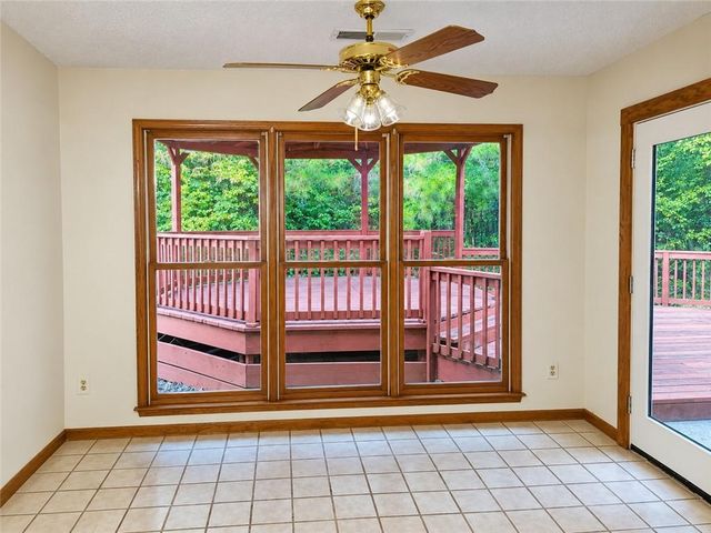 1400 Gateside Court, Snellville, GA 30078