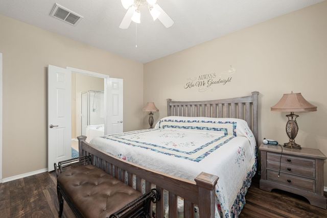 2526 Winged Dove Drive, League City, TX 77573