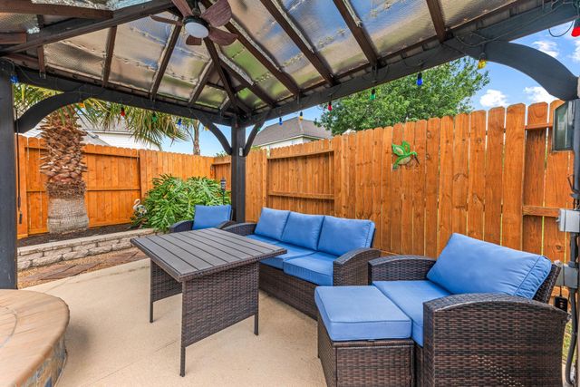 2526 Winged Dove Drive, League City, TX 77573