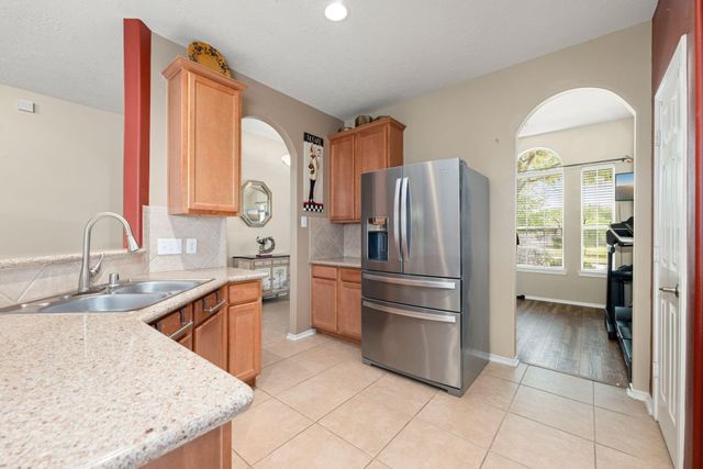 2526 Winged Dove Drive, League City, TX 77573