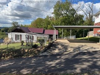 512 Price Street, Charleston, WV 25302