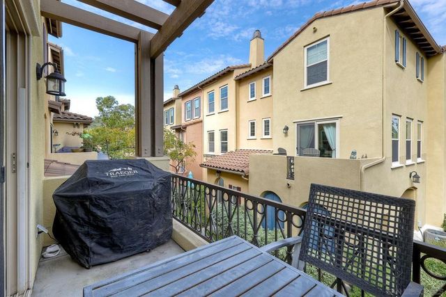 2674 Escala Circle, San Diego, CA 92108