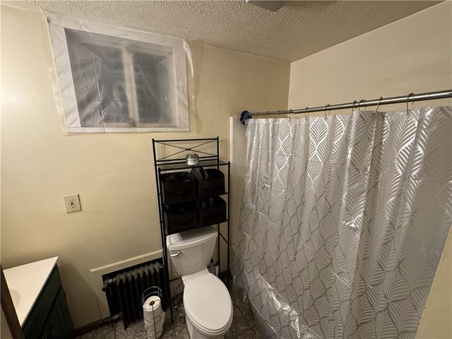 238 Park Rd, Ambridge, PA 15003