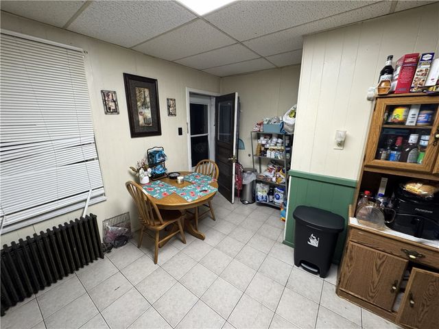 238 Park Rd, Ambridge, PA 15003