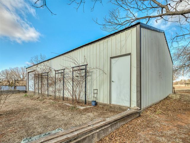 7901 Eagle Wood Drive, Oklahoma City, OK 73150