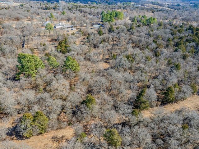 7901 Eagle Wood Drive, Oklahoma City, OK 73150