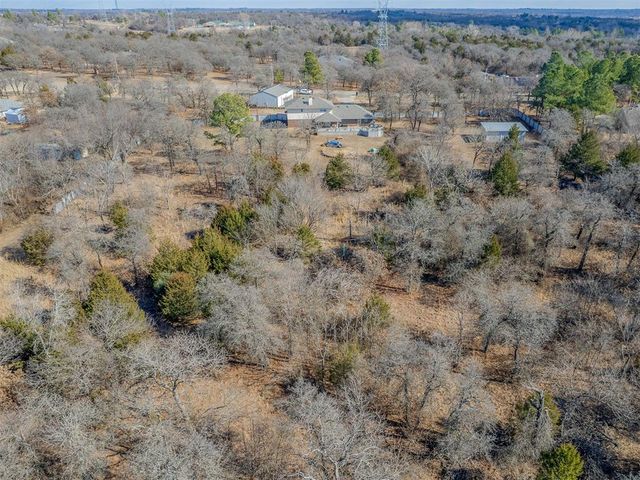 7901 Eagle Wood Drive, Oklahoma City, OK 73150