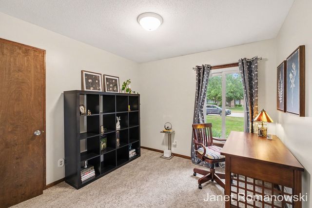 1789 Pleasantwood Drive, Georgetown Twp, MI 49428