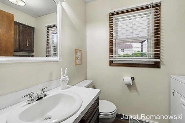 1789 Pleasantwood Drive, Georgetown Twp, MI 49428