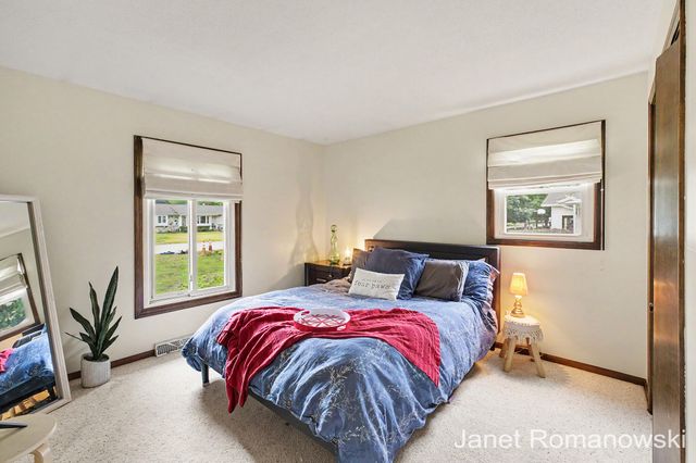 1789 Pleasantwood Drive, Georgetown Twp, MI 49428
