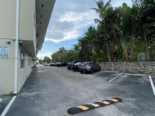 6250 Bird Rd B7, South Miami, FL 33155