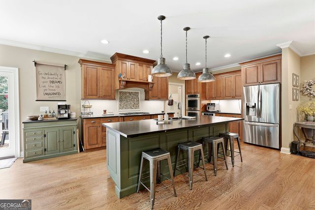 615 Osborne Court, Fayetteville, GA 30215