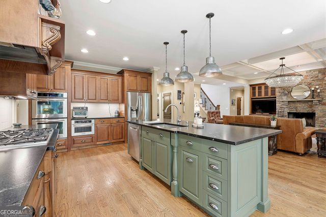 615 Osborne Court, Fayetteville, GA 30215