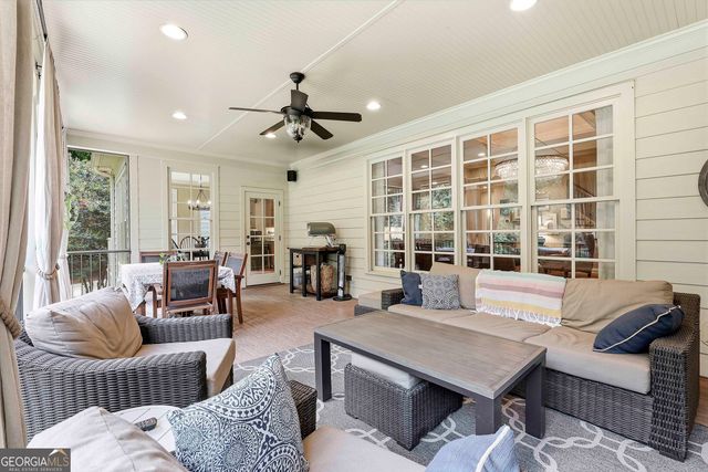615 Osborne Court, Fayetteville, GA 30215