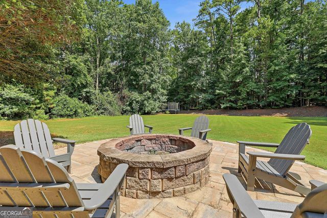 615 Osborne Court, Fayetteville, GA 30215