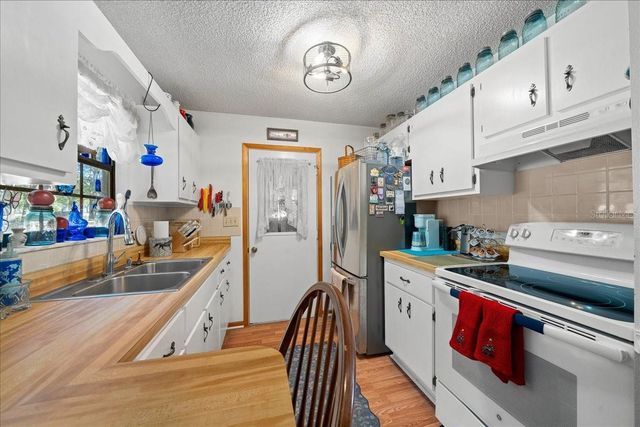 7025 NW 5TH LANE, Ocala, FL 34482