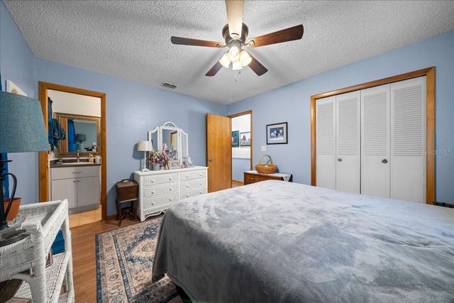 7025 NW 5TH LANE, Ocala, FL 34482