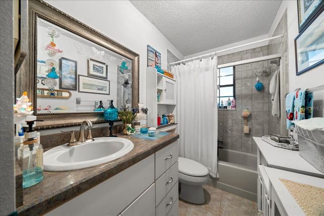 7025 NW 5TH LANE, Ocala, FL 34482