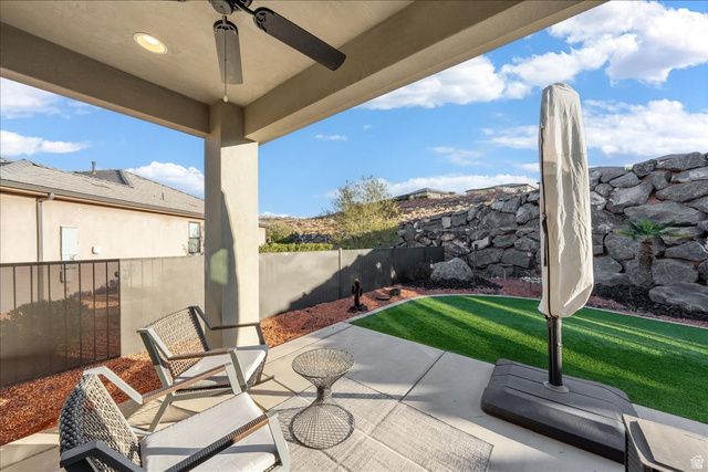 2210 N MONTAGNA ST, Washington, UT 84780