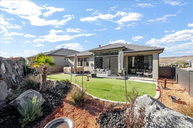 2210 N MONTAGNA ST, Washington, UT 84780