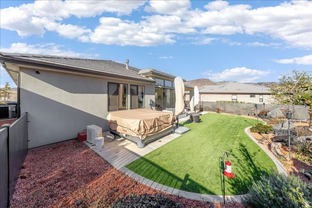 2210 N MONTAGNA ST, Washington, UT 84780