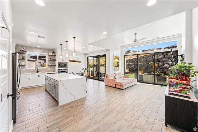 2210 N MONTAGNA ST, Washington, UT 84780