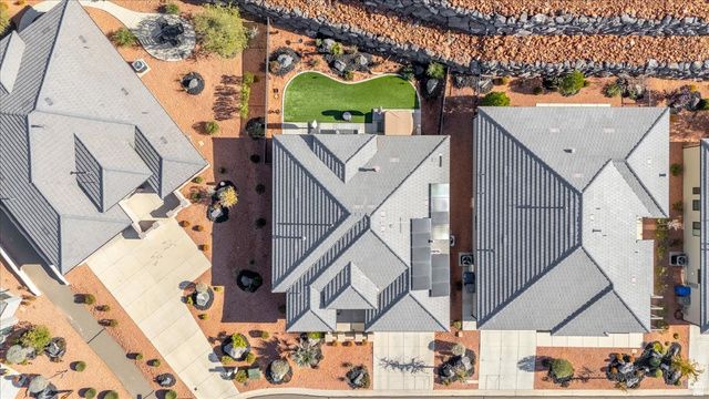 2210 N MONTAGNA ST, Washington, UT 84780