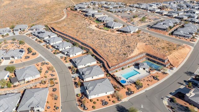 2210 N MONTAGNA ST, Washington, UT 84780