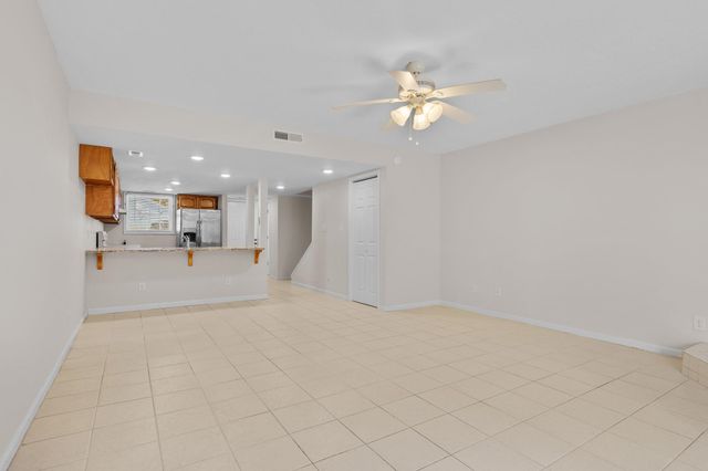 6703 Jefferson Pl Apt B2, Myrtle Beach, SC 29572