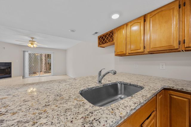 6703 Jefferson Pl Apt B2, Myrtle Beach, SC 29572