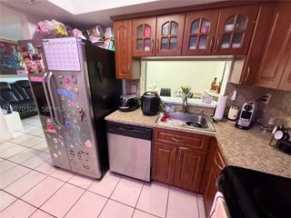 11800 SW 18th St 407-4, Miami, FL 33175