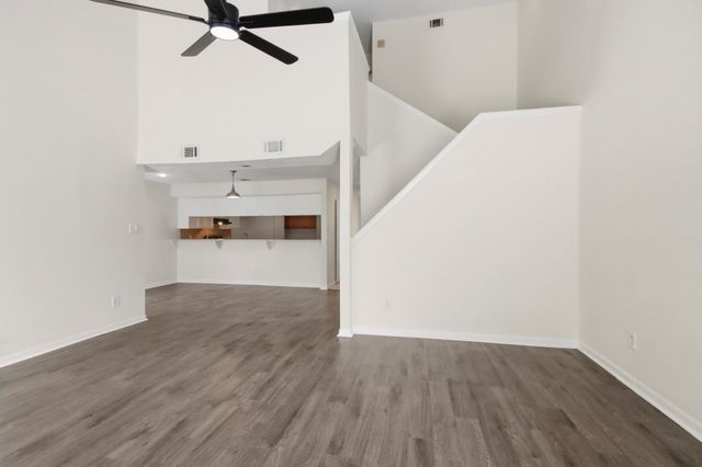 20315 Sunny Shores Drive B, Humble, TX 77346