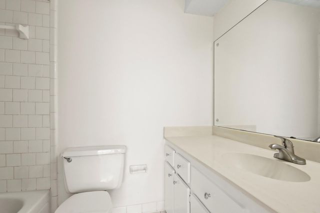 20315 Sunny Shores Drive B, Humble, TX 77346