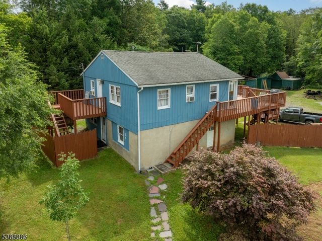 4 Delmont Rd, West Milford Twp., NJ 07421