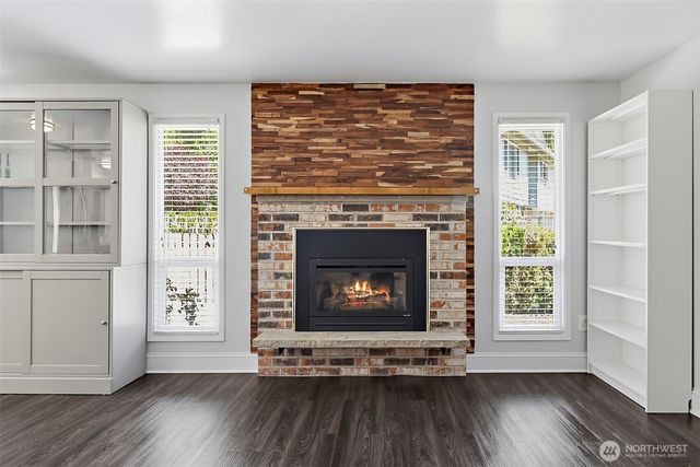 914 S 30th Place, Renton, WA 98055