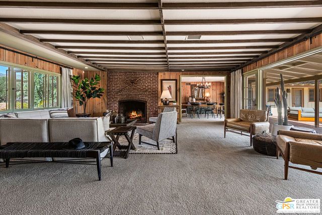 1850 Smoke Tree Lane, Palm Springs, CA 92264