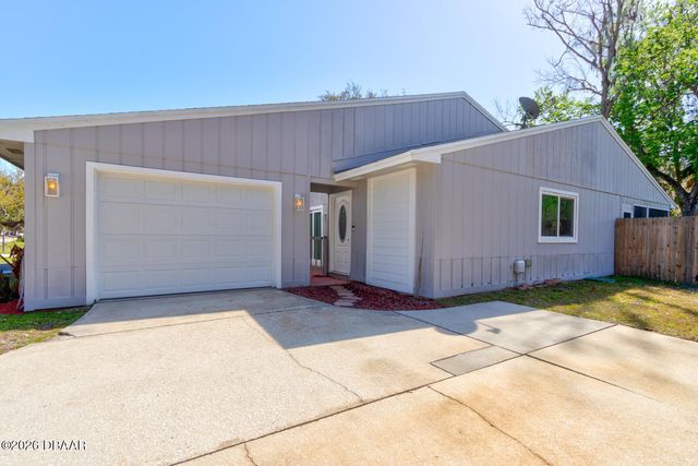 831 Sugar House Drive, Port Orange, FL 32129