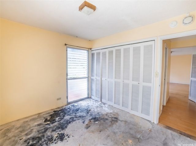 731 Amana Street 303, Honolulu, HI 96814