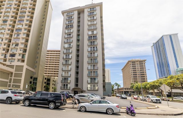 731 Amana Street 303, Honolulu, HI 96814