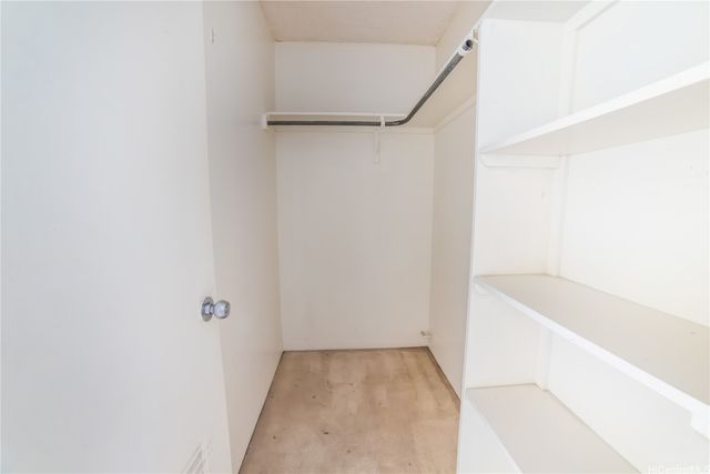 731 Amana Street 303, Honolulu, HI 96814