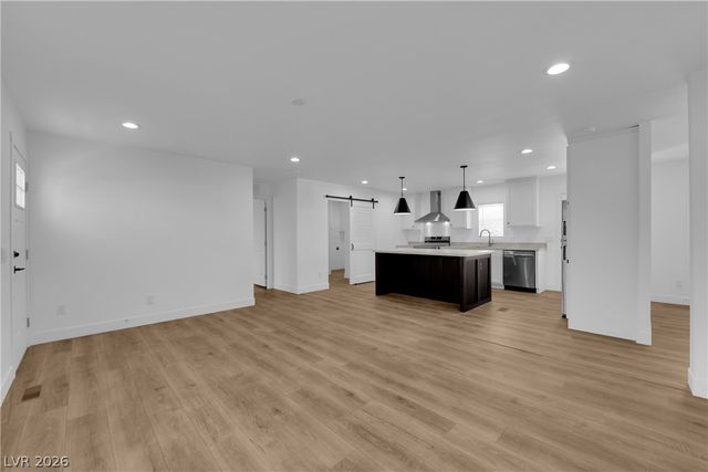 2253 Clinton Lane, Las Vegas, NV 89156