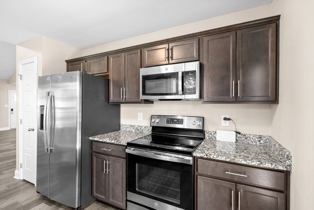 454 Irish Hills Drive, Clarksville, TN 37042