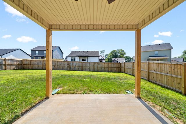 454 Irish Hills Drive, Clarksville, TN 37042