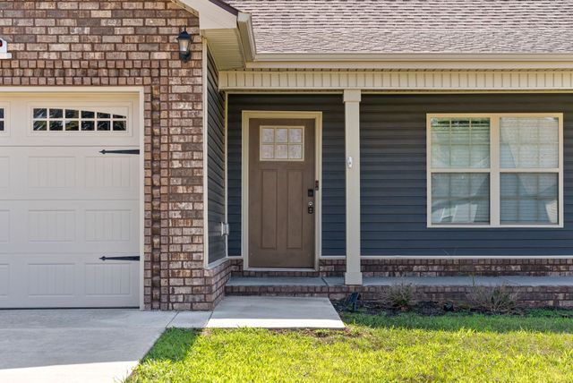 454 Irish Hills Drive, Clarksville, TN 37042