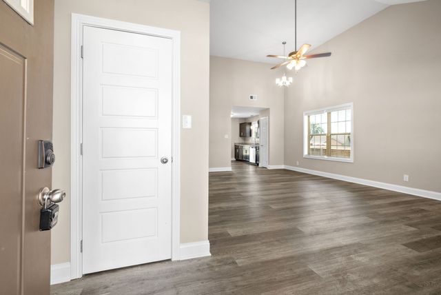 454 Irish Hills Drive, Clarksville, TN 37042