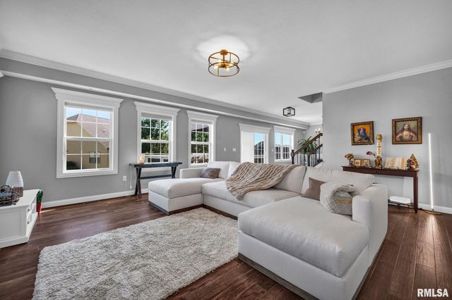 6218 W Clairemont Court, Edwards, IL 61528