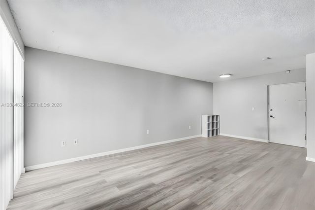 17620 Atlantic Boulevard 315, Sunny Isles Beach, FL 33160