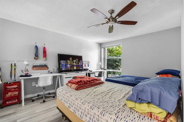 17620 Atlantic Boulevard 315, Sunny Isles Beach, FL 33160