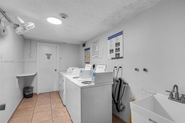17620 Atlantic Boulevard 315, Sunny Isles Beach, FL 33160
