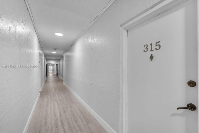 17620 Atlantic Boulevard 315, Sunny Isles Beach, FL 33160